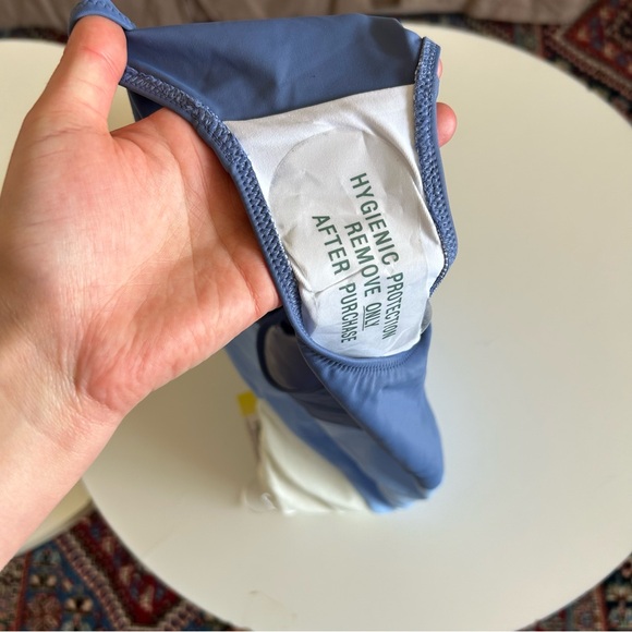 Summersalt The Sidestroke one piece swimsuit - Picture 7 of 7